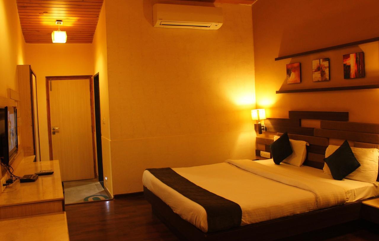 Hotel Mount Regency Mount Abu Exterior photo