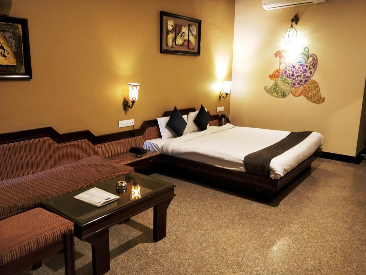 Hotel Mount Regency Mount Abu Exterior photo